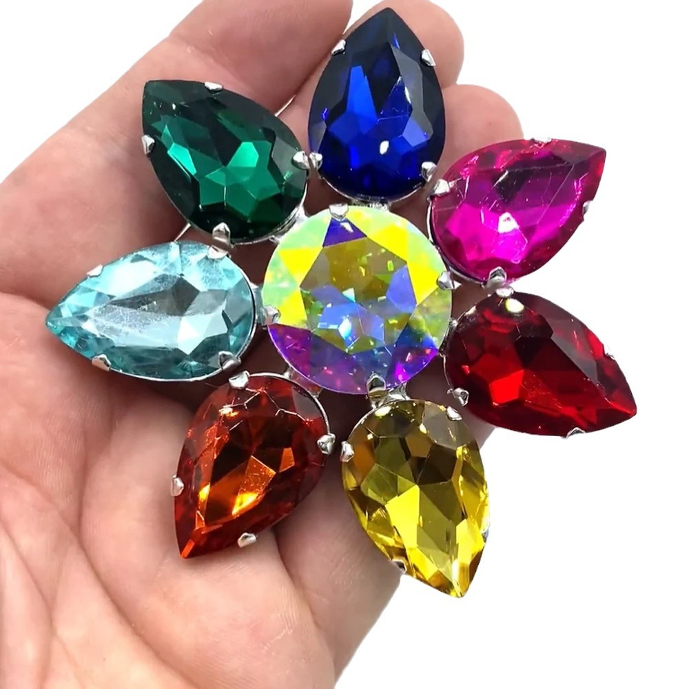 Kamieniarki iskrzonkowe broszk – Body Jewelry Dubai recenzja i cena