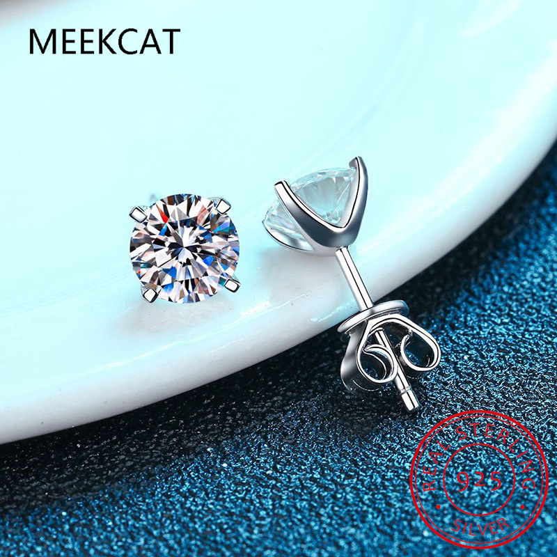 Kolczyki sztyfty z moissanitem – Body Jewelry Diamond recenzja i cena
